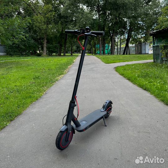 Электросамокат xiaomi m365 pro