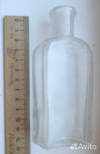 Пузырек старинный