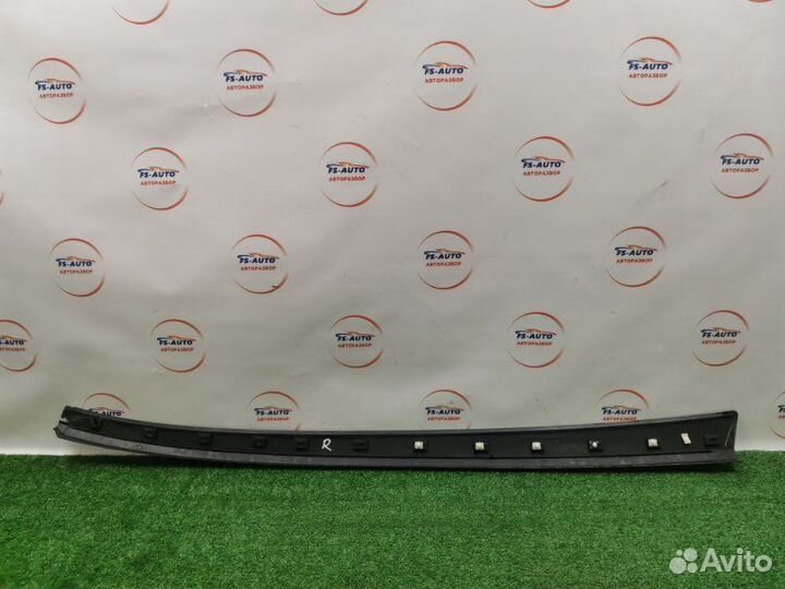 Молдинг крыши правый Dodge Caliber 1.8 EBA 2007