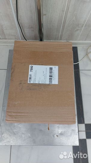 Ящик с банками