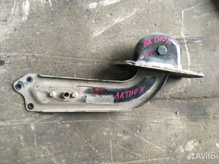 Рычаг задний продольный левый