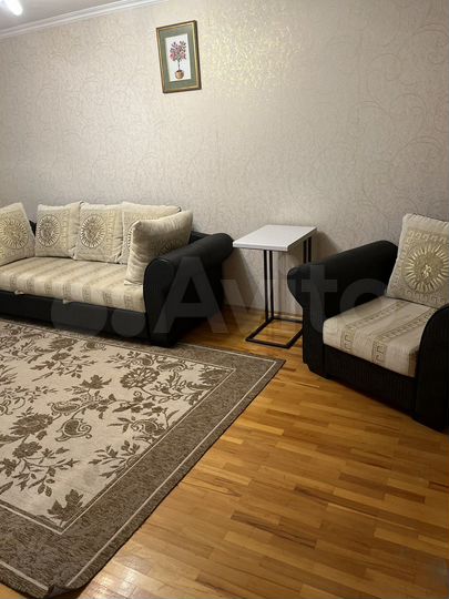 3-к. квартира, 90 м², 2/6 эт.