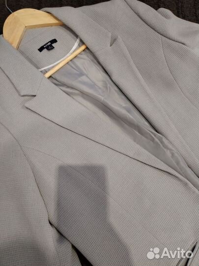 Пиджак женский 46