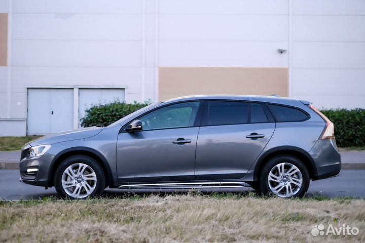 Volvo V60 Cross Country 2.4 AT, 2015, 144 000 км