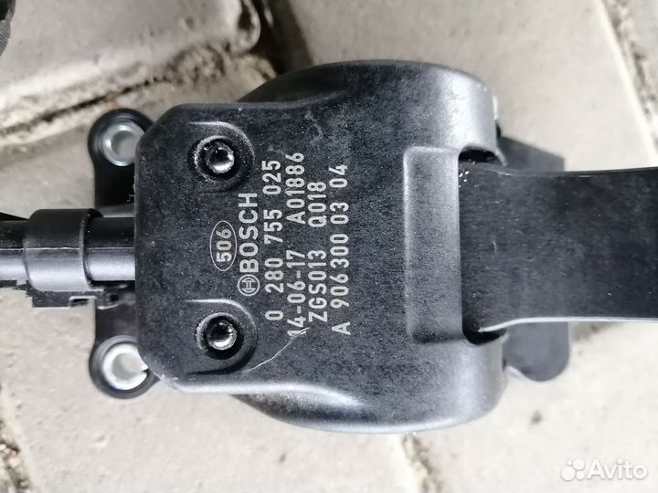 Педаль Газа мерседес Спринтер 906 кузов