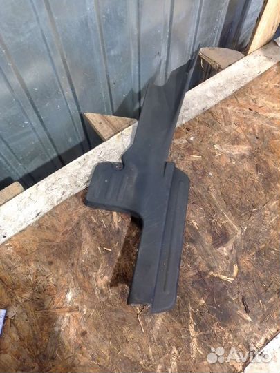 Задняя накладка порога Hyundai Sonata 5