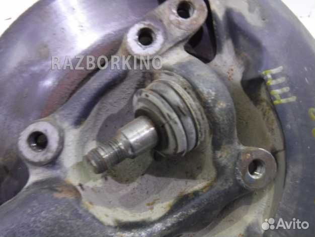 Кулак передний правый A1163304120