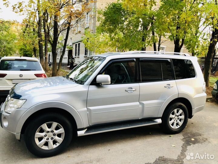 Mitsubishi Pajero 3.0 AT, 2011, 144 100 км