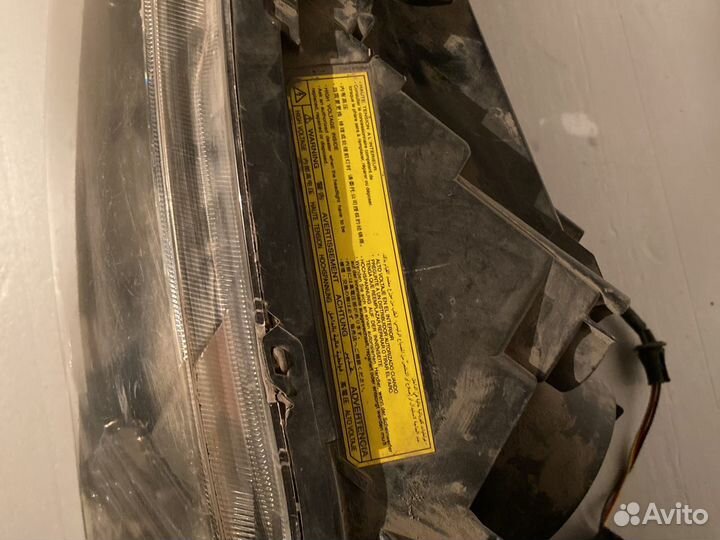 Фара левая на Mitsubishi outlander XL ксенон