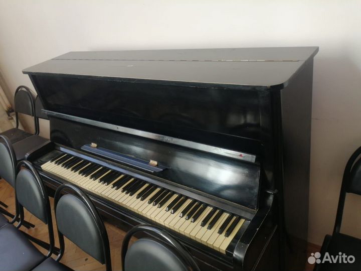 Пианино отдам бесплатно