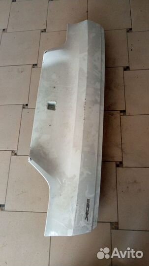 Накладка крышки багажника бмв GT5 кузов f07