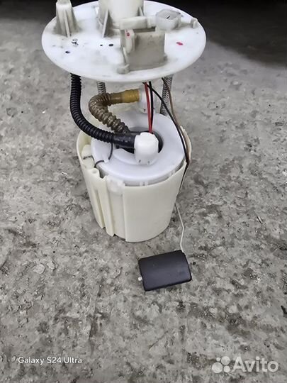 Топливный насос Hyundai Solaris 1