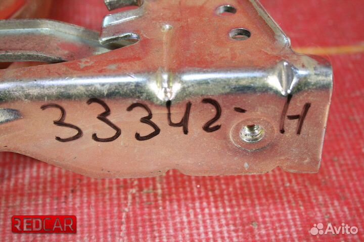 Петля крышки багажника левая Sedan LADA Granta (11