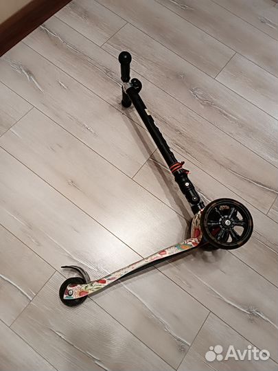 Самокат детский трехколесный