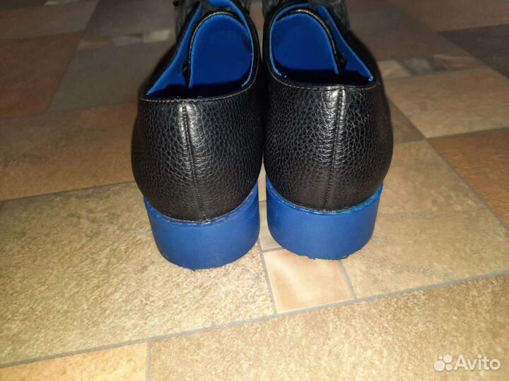 Лоферы женские