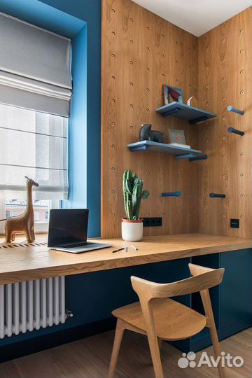 Рабочая зона у окна на заказ