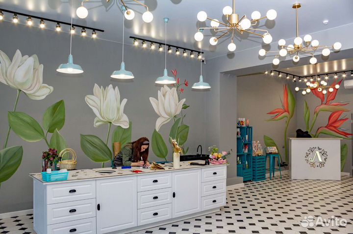 Роспись стен, художник