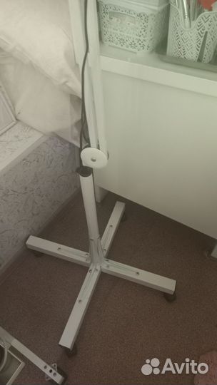 Лампа -лупа светодиодная косметологическая