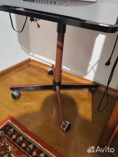 Телевизор JVC