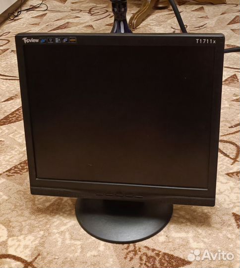 Монитор 17 дюймов