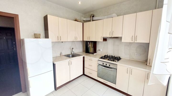 1-к. квартира, 40 м², 8/10 эт.