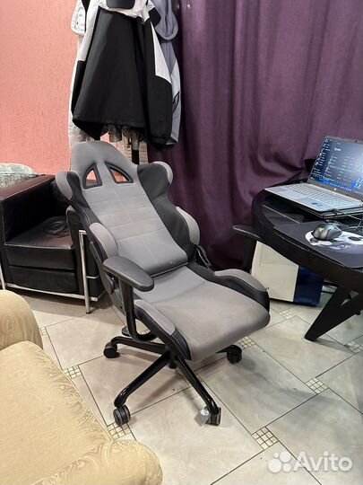 Крутое геймерское кресло