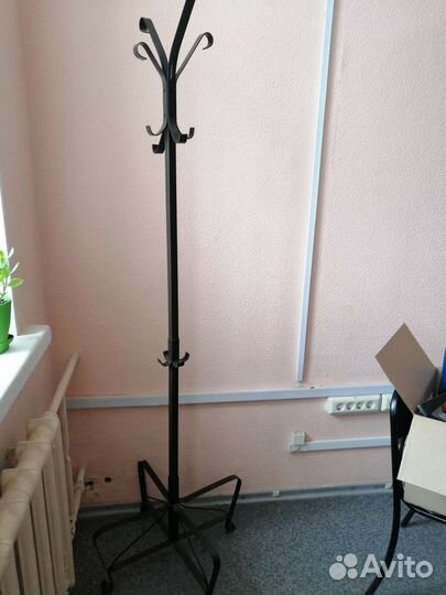 Вешалка напольная