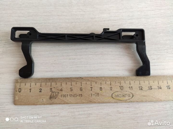 Крючок дверцы свч samsung DE64-00211A