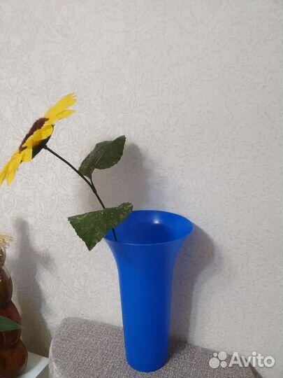 Ваза декоративная для цветов пластик