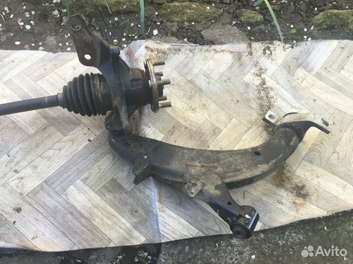 Subaru Forester Правая передняя полуось в сборе