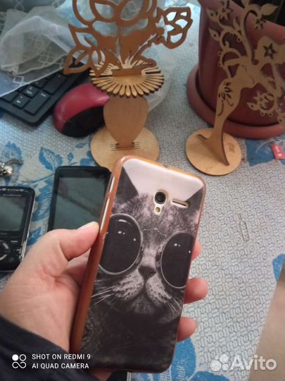 Мобильные телефоны на запчасти или восстановление