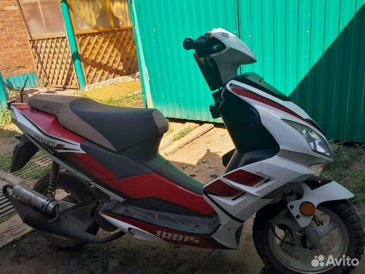 Скутер irbis