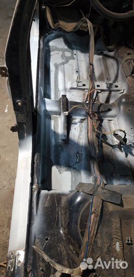 Замена порогов.Сварка днища автомобиля