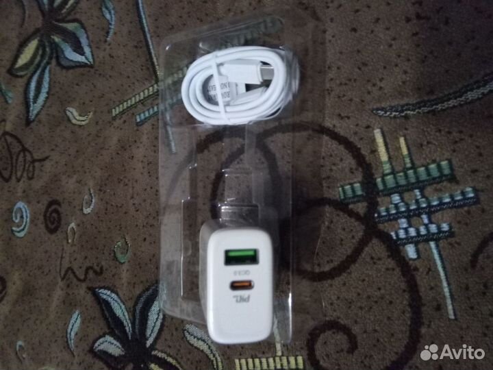 Зарядка для телефона