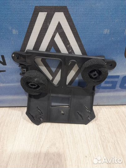 Кронштейн Крепление блока эбу Renault duster