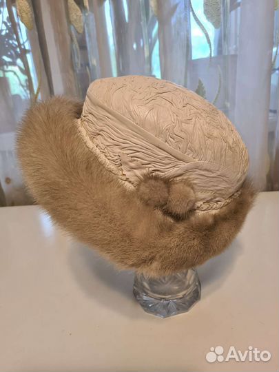 Новая женская шляпа из нат кожи с норкой