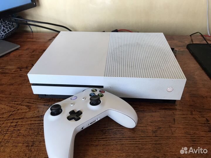 Xbox One s