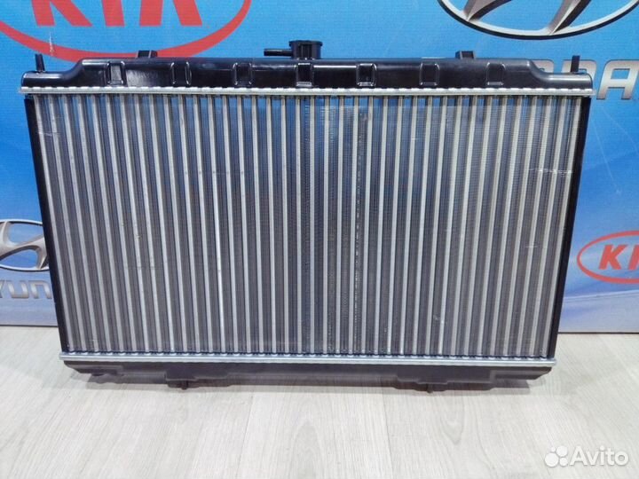 Радиатор охлаждения двигателя основной Nissan prim