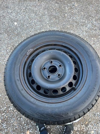 Nokian Tyres Hakkapeliitta 7 195/65 R15