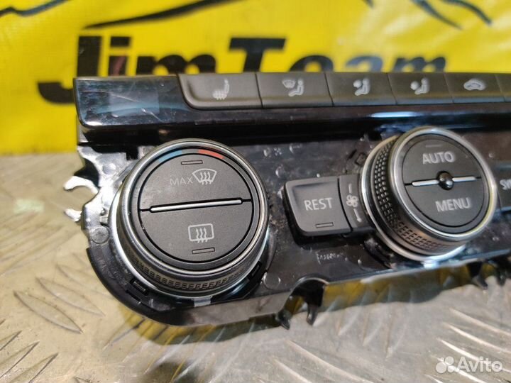 Блок управления климат-контролем Volkswagen Passat