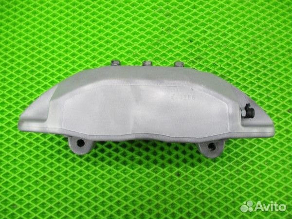 Суппорт передний правый Hyundai Genesis 2