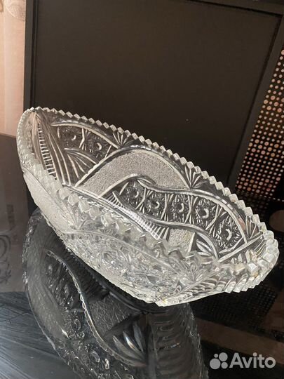 Хрустальная ваза