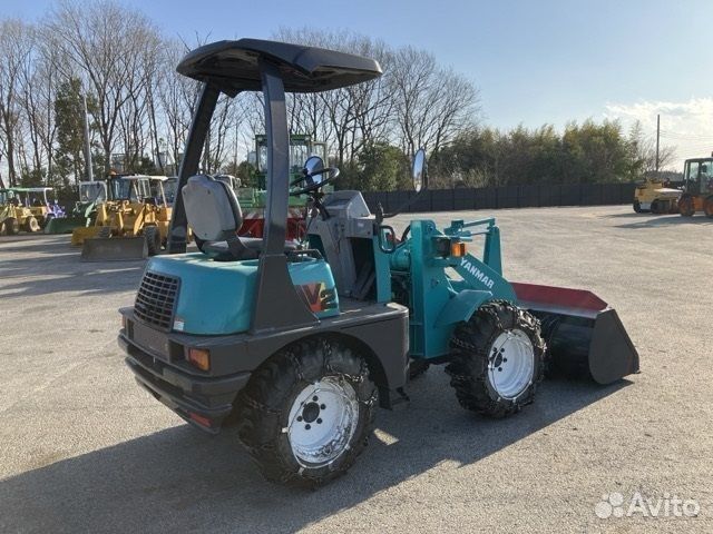 Мини-погрузчик Yanmar V2-2, 1997