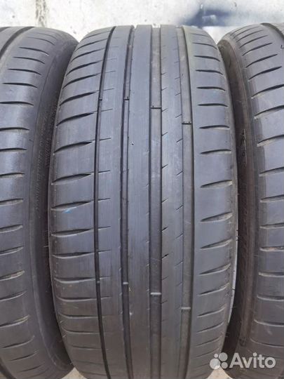 Michelin Pilot Sport 4 225/45 R19 96W
