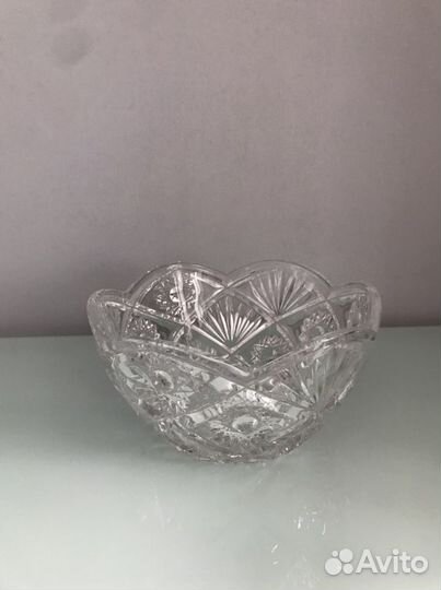 Хрустальная ваза