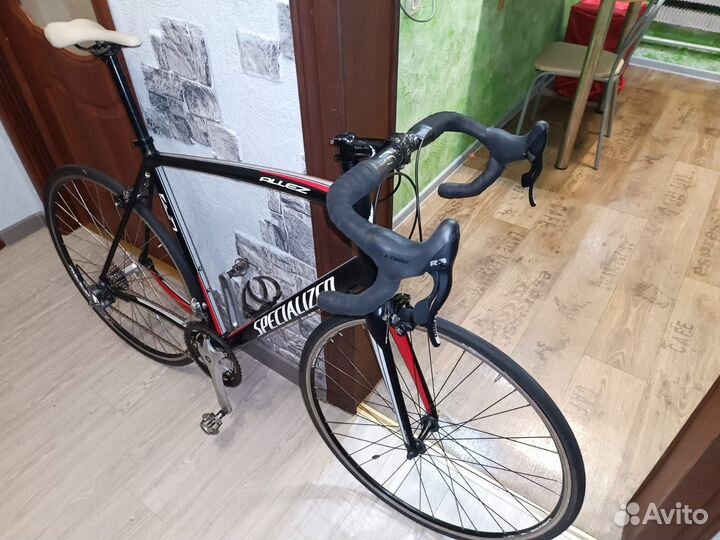 Шоссейный велосипед Specialized Allez