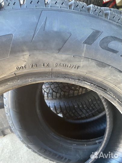 Pirelli Ice Zero 215/65 R16