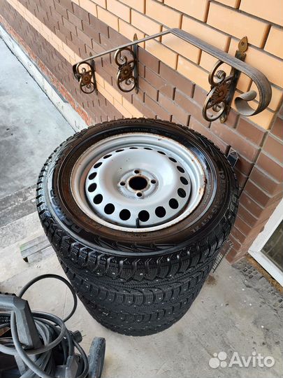 Зимние колеса Nokian R15 195/65