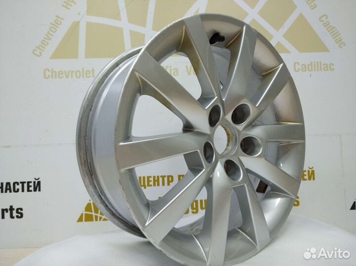 Диск литой R15 Skoda Rapid