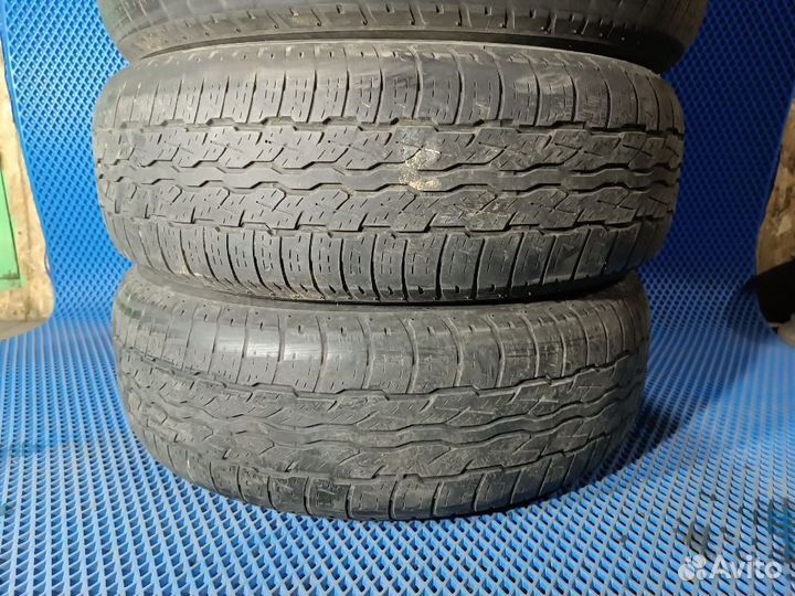 Bridgestone Dueler H/T 687 225/65 R17